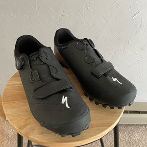 Specialize Recon 2 Cycling Shoe. 45 Wide